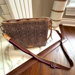Consuela Crossbody bag